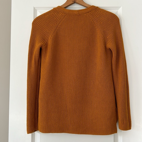 J Crew Mustard/Marigold Ribbed Knit V-Neck Sweater w Hi Lo Hems - Picture 6 of 10